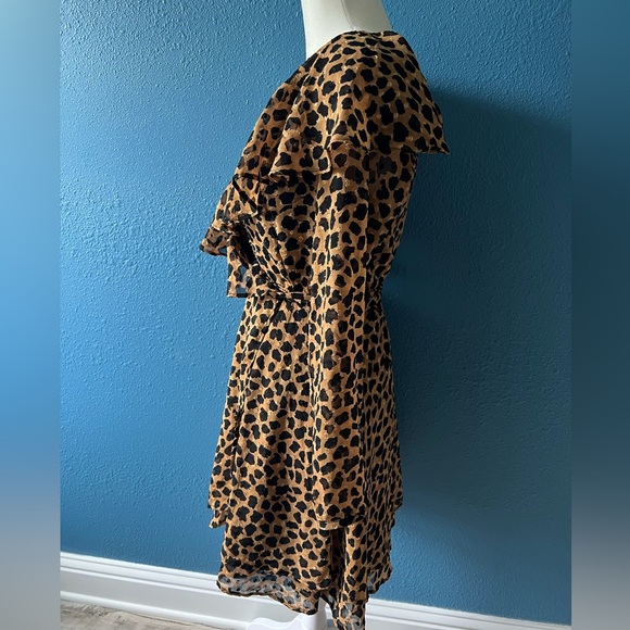 Free People Leopard Print Ruffle Collar Wrap Mini Dress Size XSmall - Picture 2 of 7